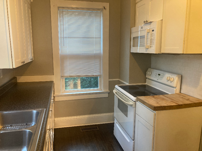 4316 Fort Ave - Photo 5 of 10