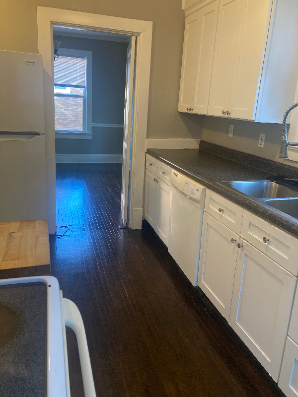 4316 Fort Ave - Photo 7 of 10