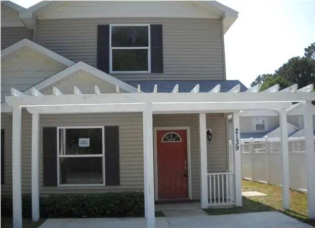 2139 Dorothy Ave - Photo 2 of 10