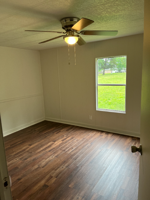 326 Old Coffeeville Rd #12 - Photo 3 of 6