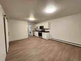 featured image of 211 1St Ave Nw Hankinson Nd #7