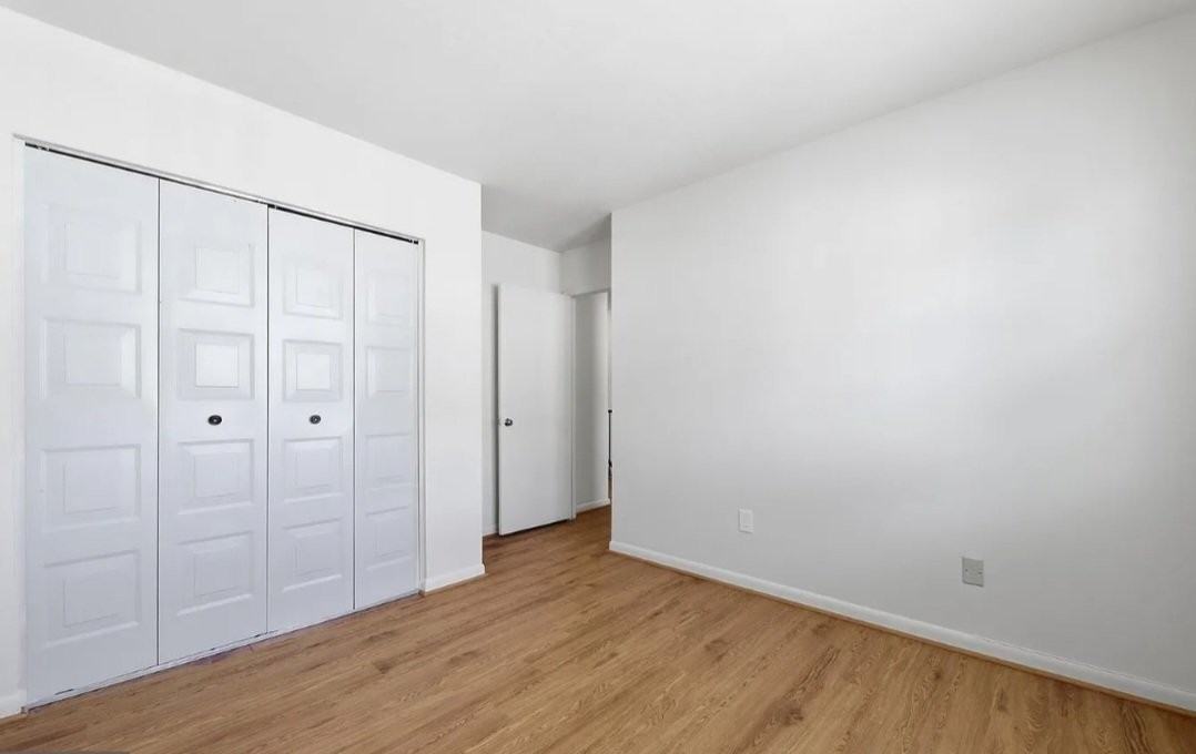 11435 Appledowre Way - Photo 6 of 19