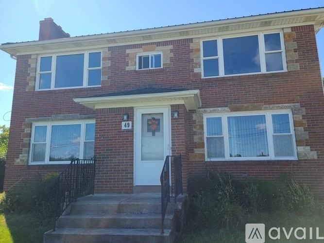 49 S Youngs Rd - Photo 2 of 4