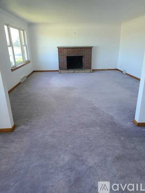 49 S Youngs Rd - Photo 3 of 4