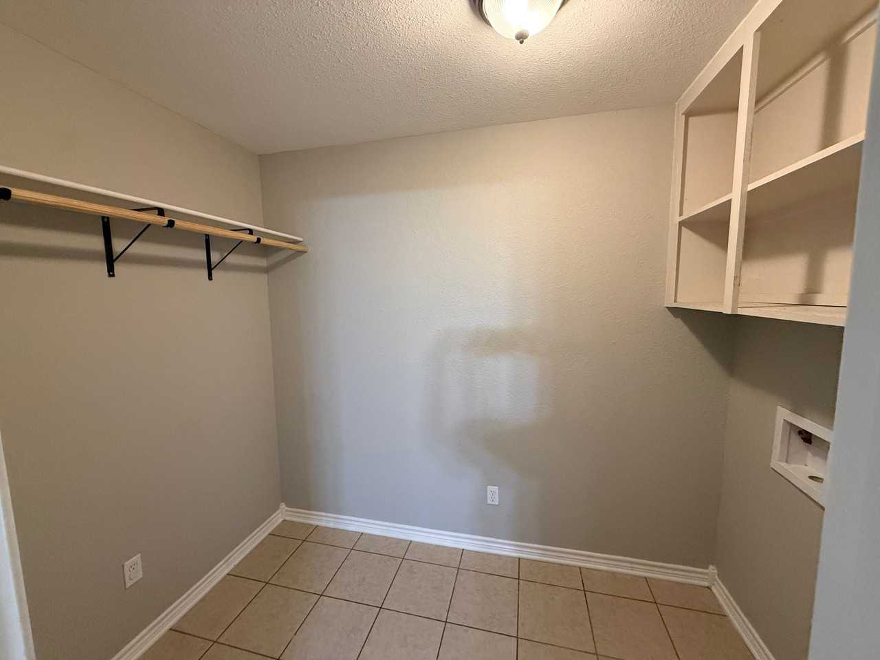 518 E Center St - Photo 7 of 16