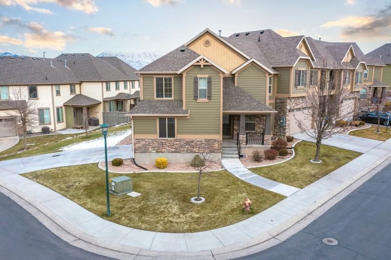 9256 N Prairie Dunes Way - Photo 4 of 44