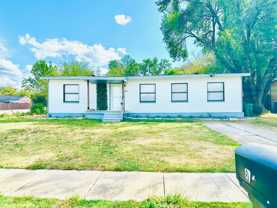 812 Forrestal Dr - Photo 1 of 1