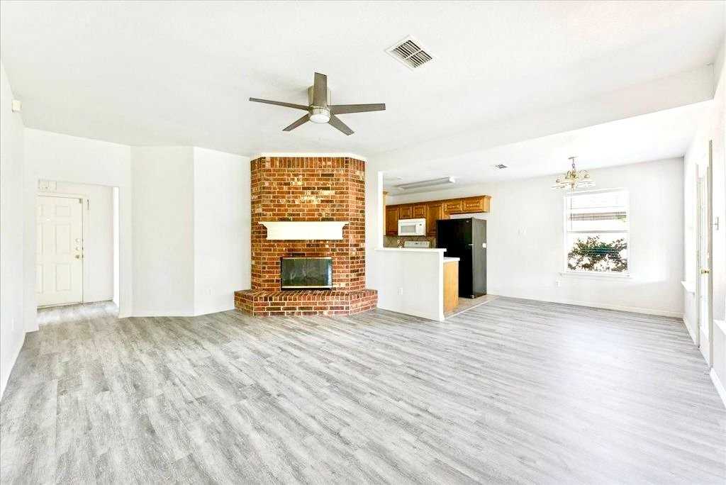 1529 Creekstone Ct - Photo 5 of 17