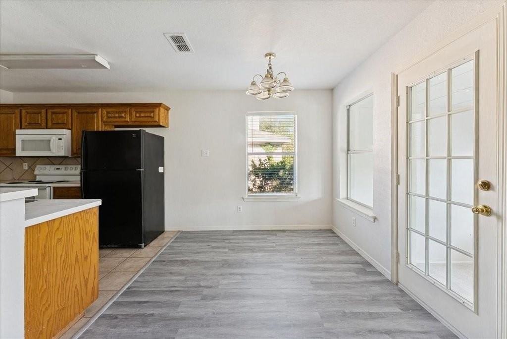 1529 Creekstone Ct - Photo 6 of 17