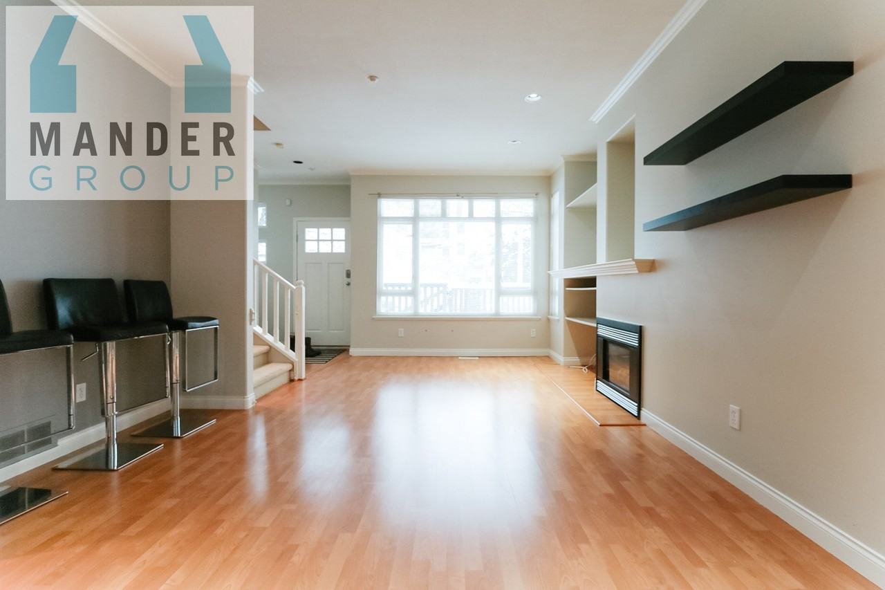 119 6th Street East - Photo 3 of 21