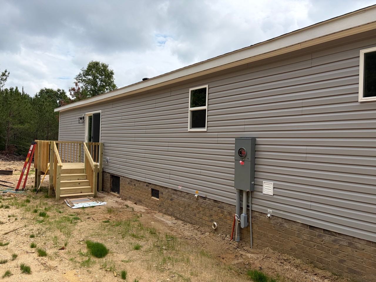 1764 Jollystreet Rd - Photo 3 of 11