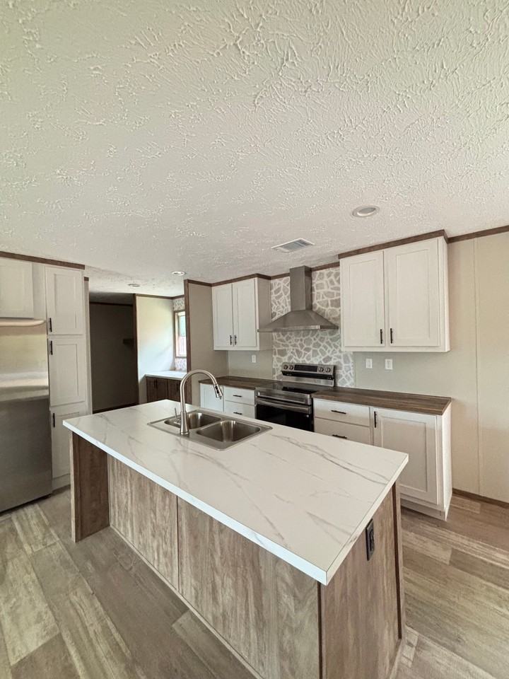 1764 Jollystreet Rd - Photo 4 of 11