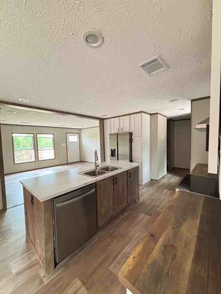 1764 Jollystreet Rd - Photo 5 of 11