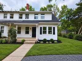 featured image of 1309 Loretta Ave