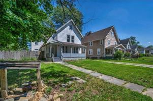 featured image of 1004 East Ave #A