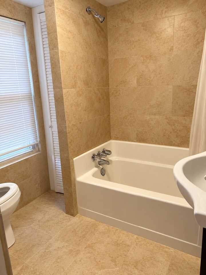 1243 2nd St - Photo 3 of 12