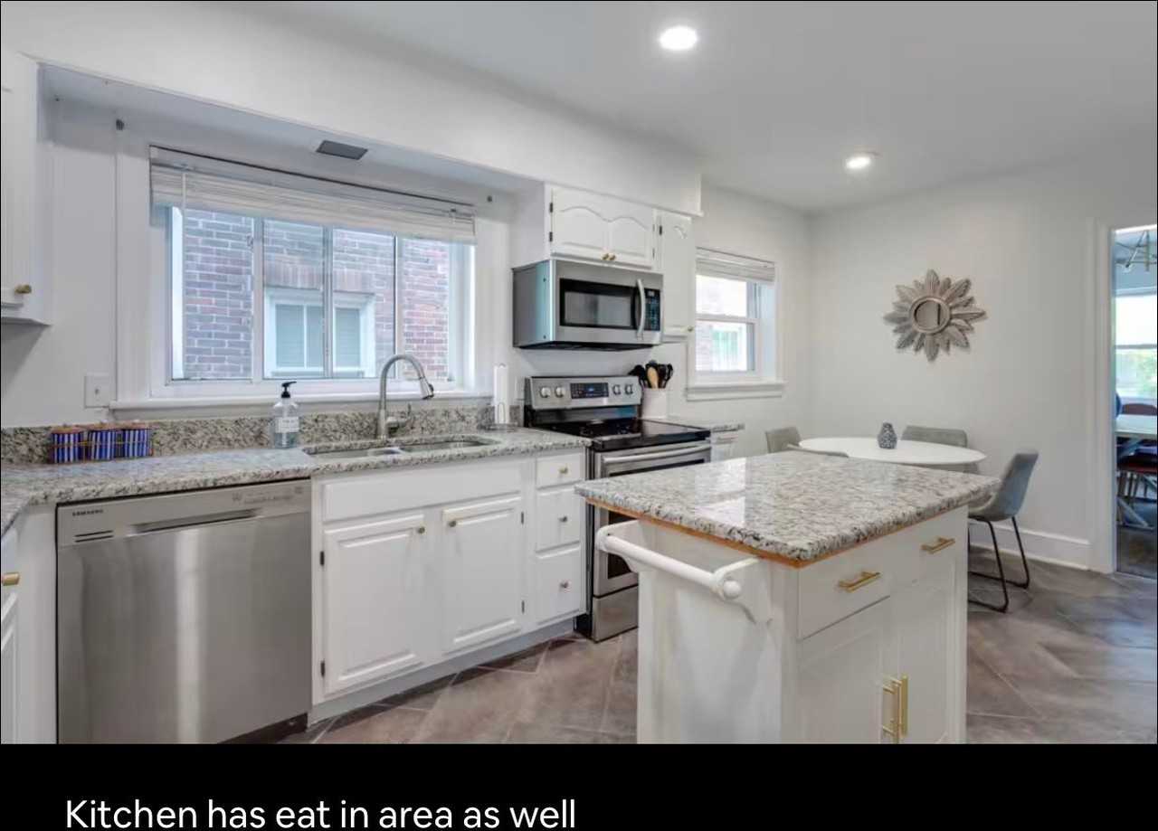 1102 E Martin St - Photo 3 of 10