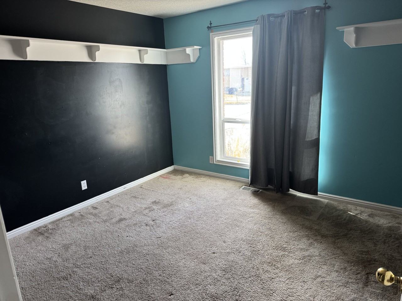 1800 Nw - Photo 2 of 9