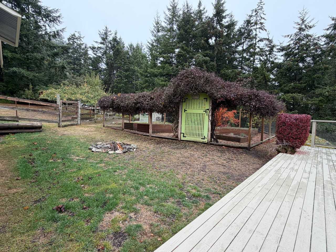 222 Oak Hill Dr - Photo 2 of 20