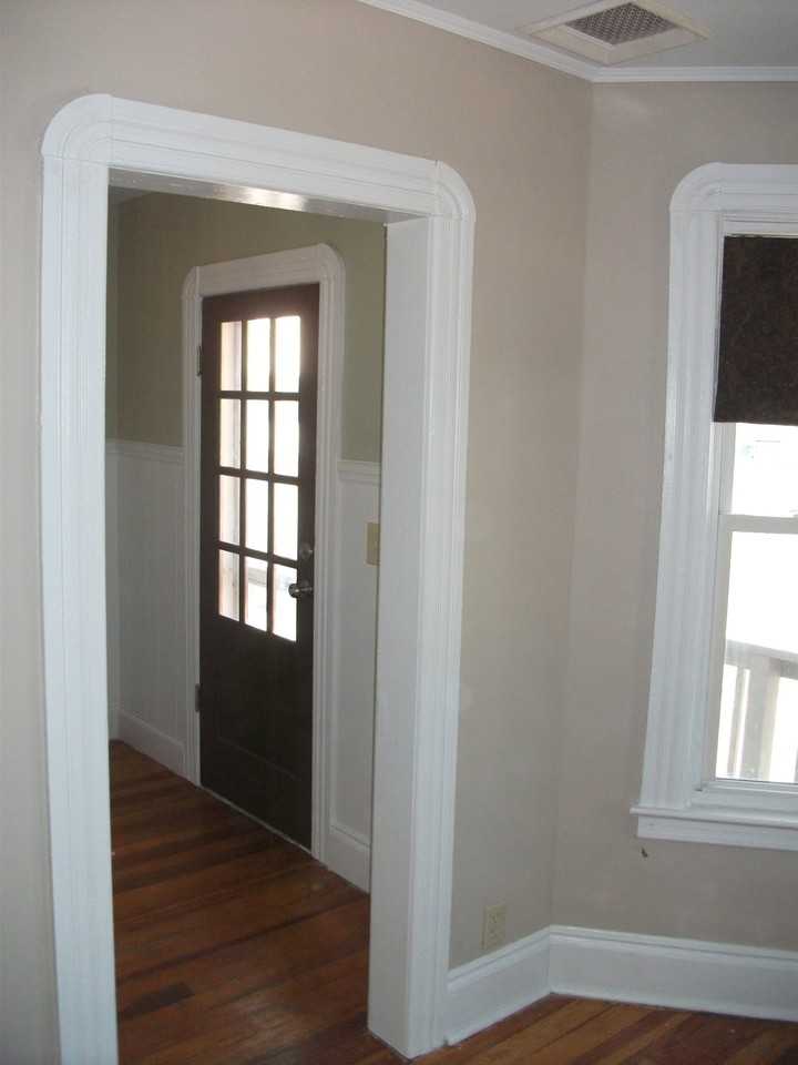 1005 Hegeman St - Photo 3 of 15