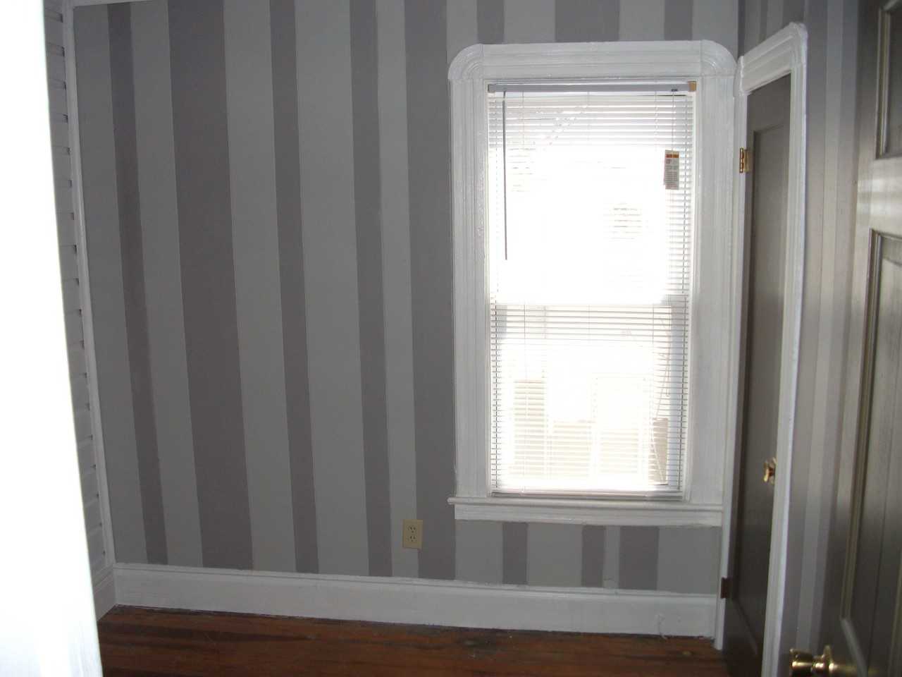 1005 Hegeman St - Photo 5 of 15