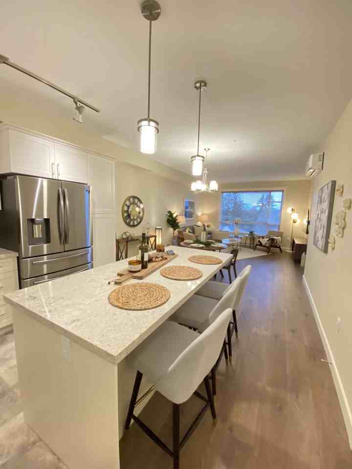 8526 202B Street #403 - Photo 2 of 21