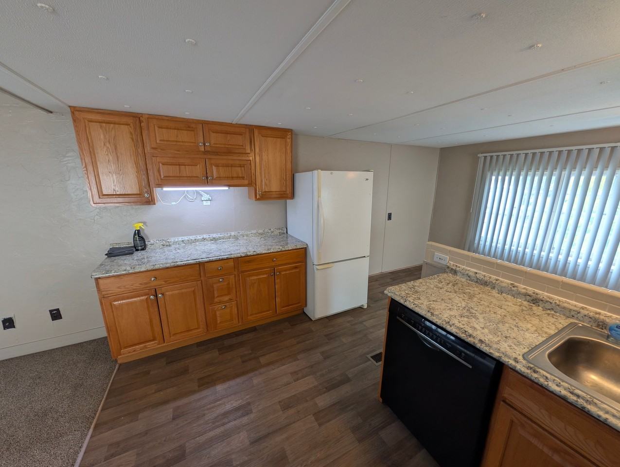 546 1/2 Glen Rd - Photo 7 of 13