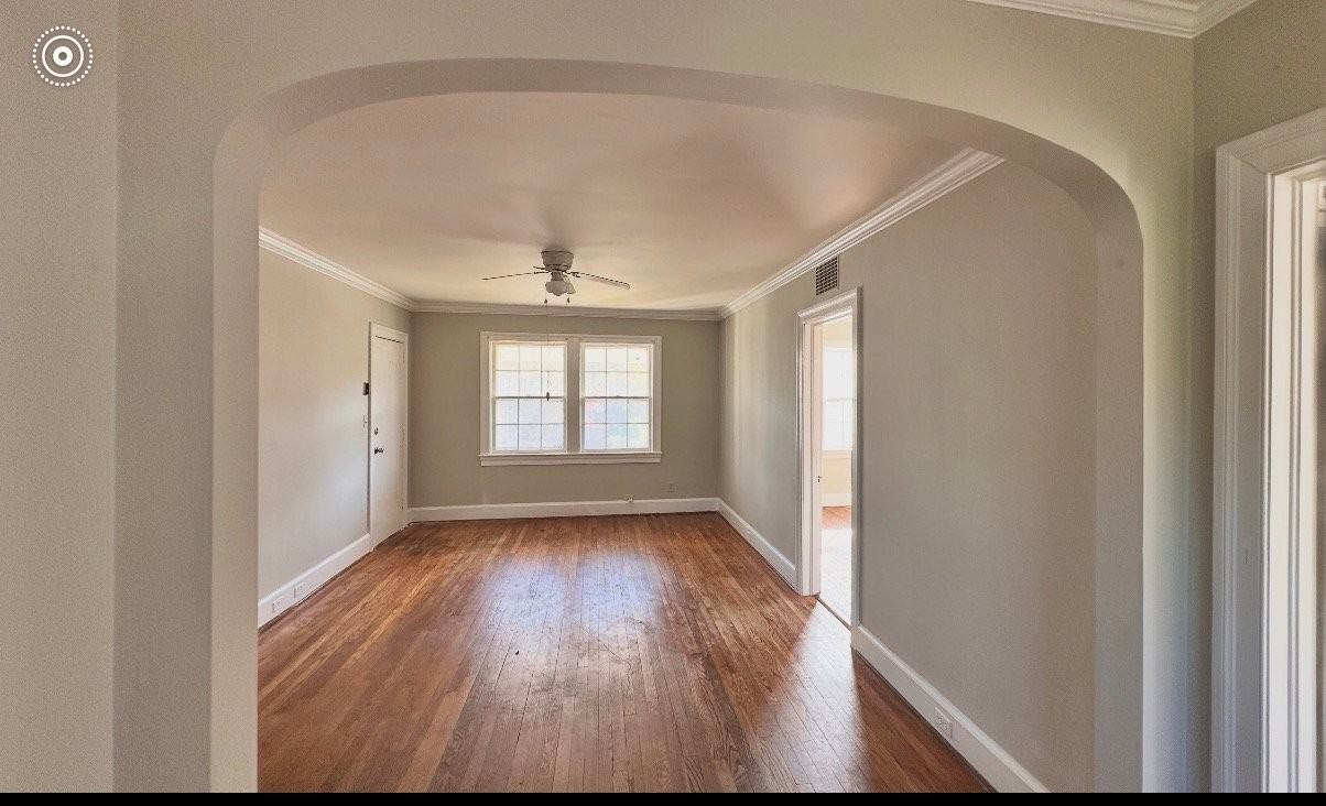 305 W Washington Ave #2 - Photo 7 of 8
