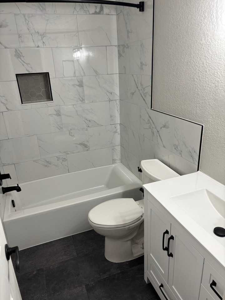 5627 W 109th Cir - Photo 7 of 16