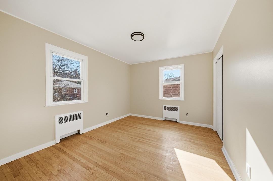 152/154 Harrison Ave - Photo 4 of 10