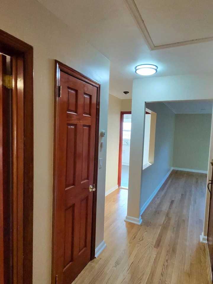 152/154 Harrison Ave - Photo 7 of 10