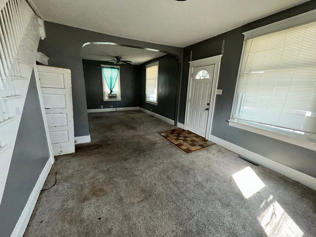 1349 N Monroe St - Photo 4 of 18