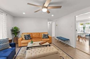 4 Harding Rd - Photo 1 of 1