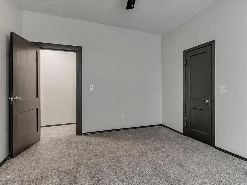 1012 N Beard Ave - Photo 6 of 20