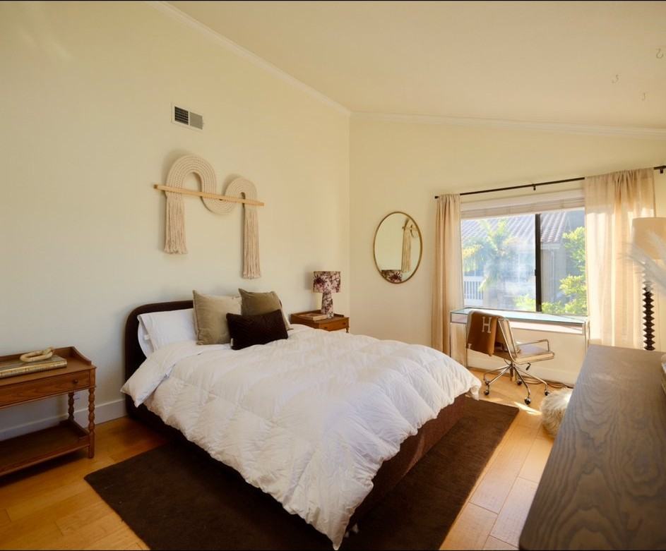 32306 Linda Vista Ln
