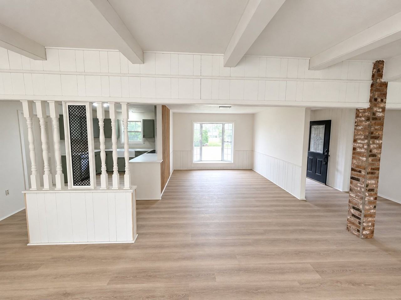 505 Owen St - Photo 3 of 11