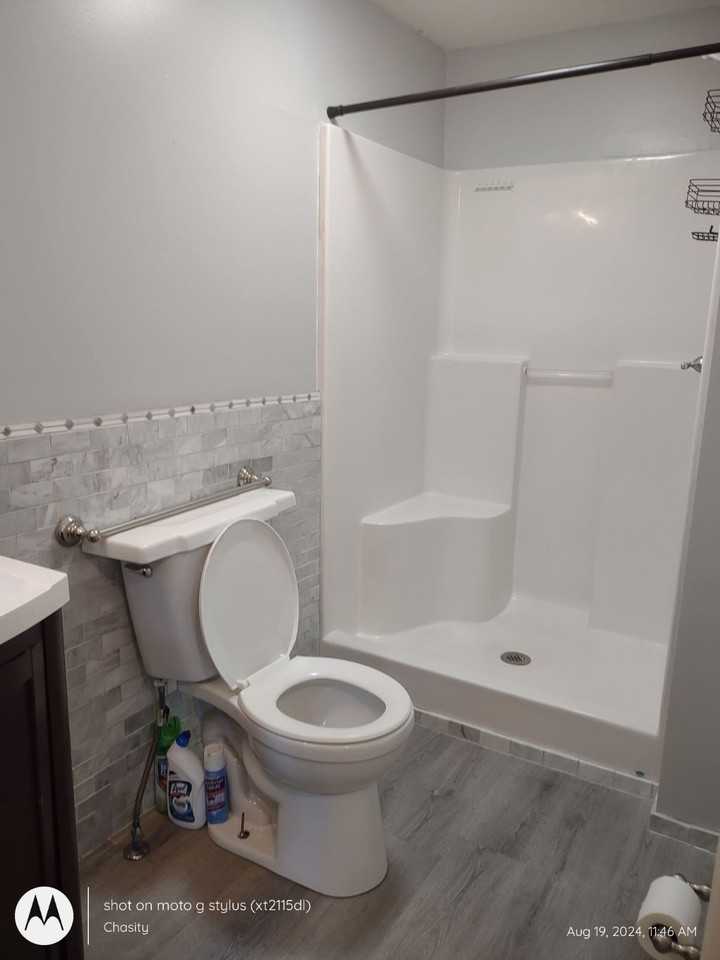 829 W Oak Ave #B - Photo 6 of 17