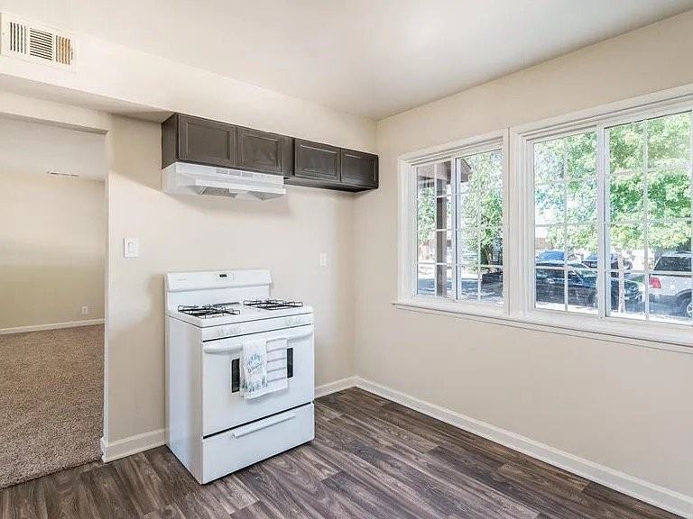 4422 Heaton Ave #1 - Photo 4 of 13