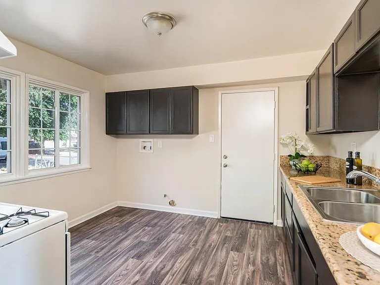 4422 Heaton Ave #1 - Photo 5 of 13