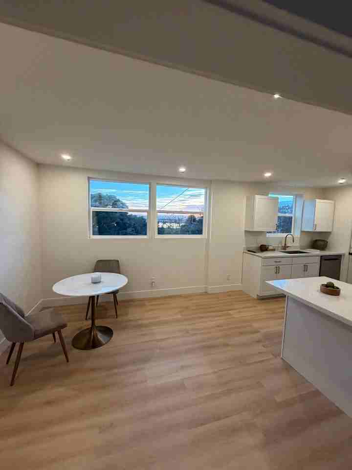 101 B St - Photo 3 of 10