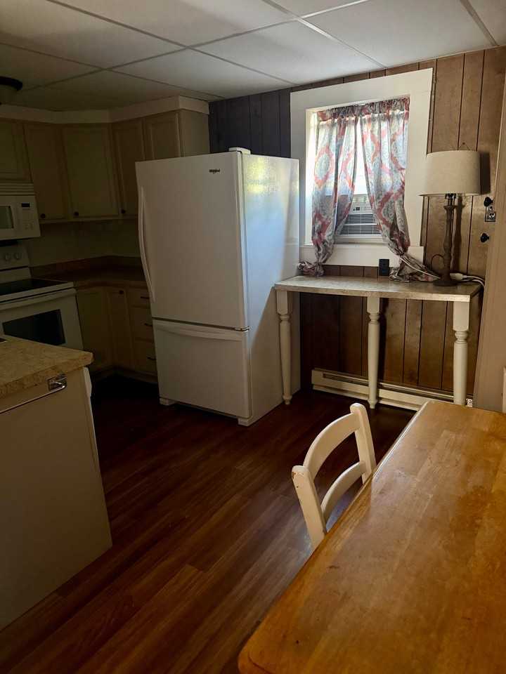 161 N Main St - Photo 7 of 7