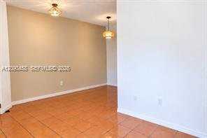 3007 Bird Ave - Photo 3 of 8