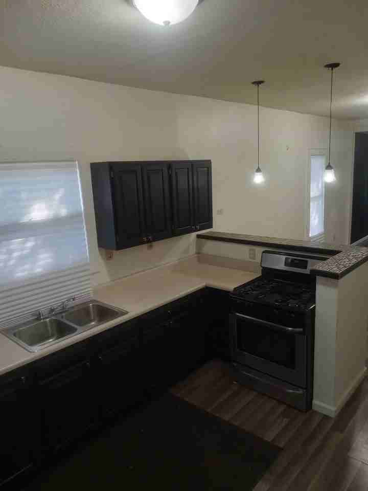3981 Buchanan St - Photo 6 of 12