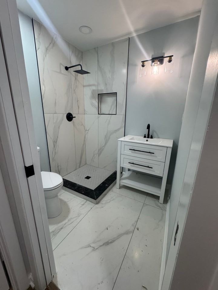 482 Palm St - Photo 5 of 10