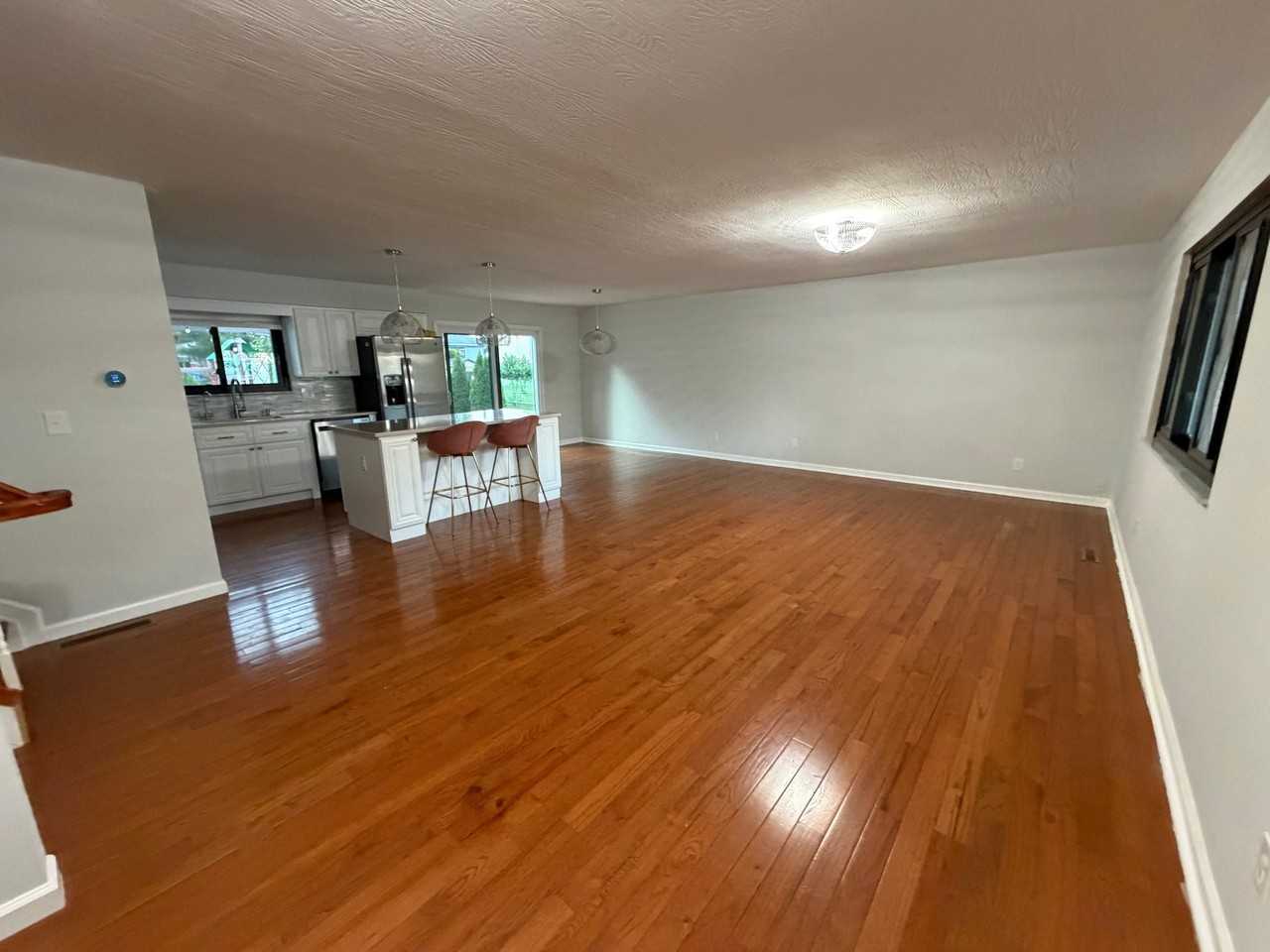 1938 Hamrock Dr - Photo 3 of 20