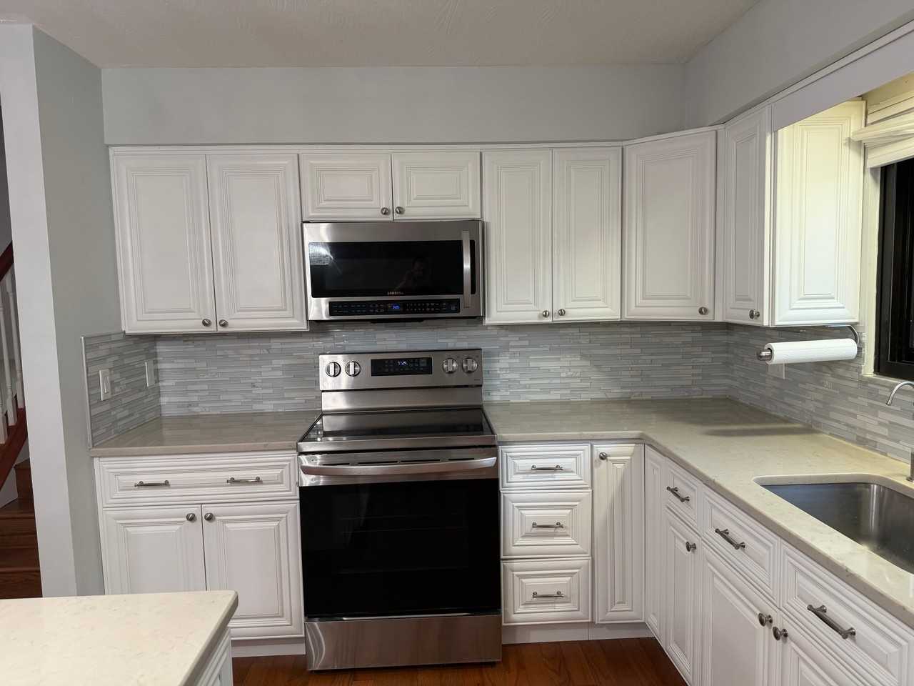 1938 Hamrock Dr - Photo 5 of 20