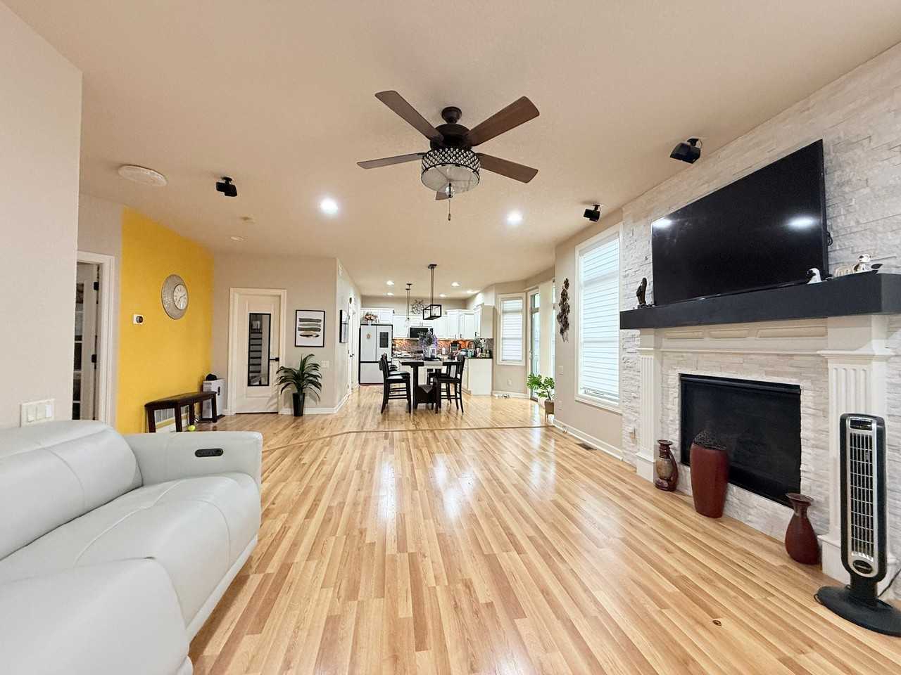 7134 Reed Ln - Photo 2 of 3