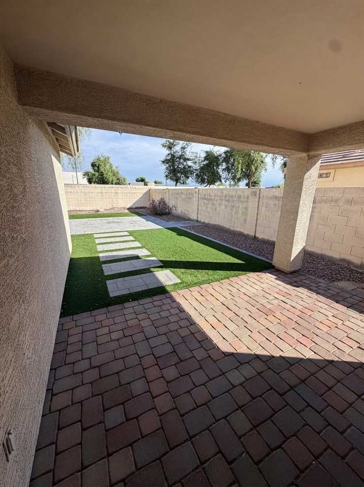 3336 E Joseph Way