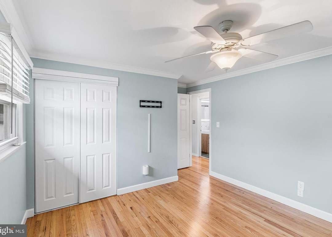 19 Ashland Rd - Photo 4 of 18