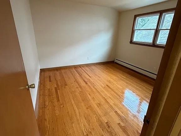 3003 S 16th St - Photo 5 of 6